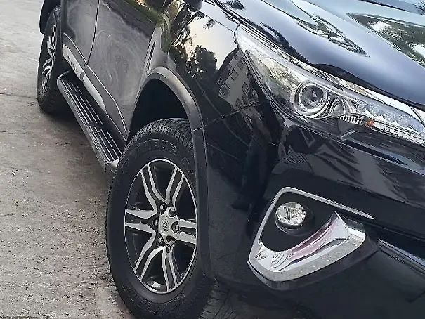 Used Toyota Fortuner [2016-2021] 2.8 4x2 AT [2016-2020] in Lucknow