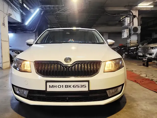 Used 2014 Skoda Octavia in Mumbai