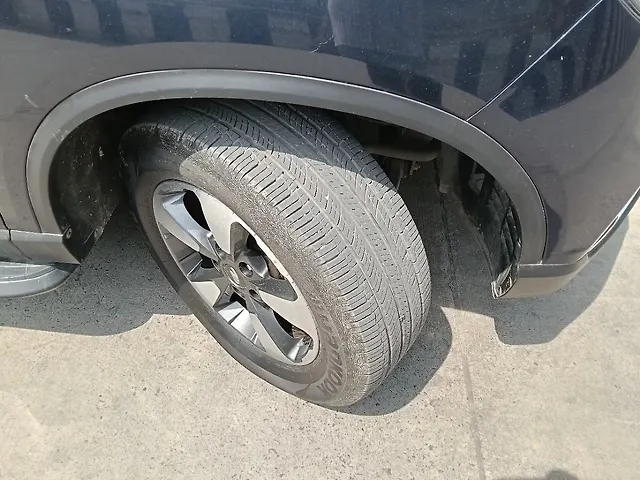 Used Mahindra Alturas G4 2WD High AT in Delhi