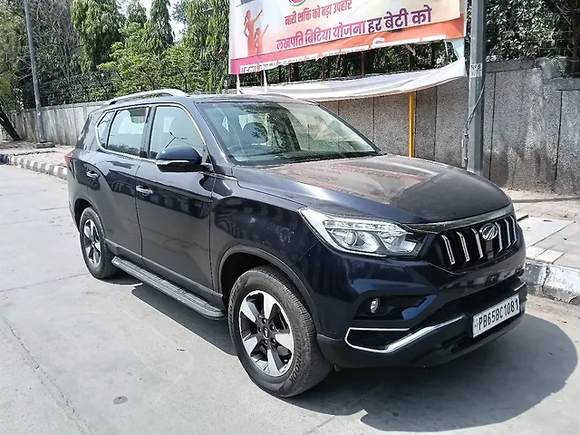 Used Mahindra Alturas G4 2WD High AT in Delhi