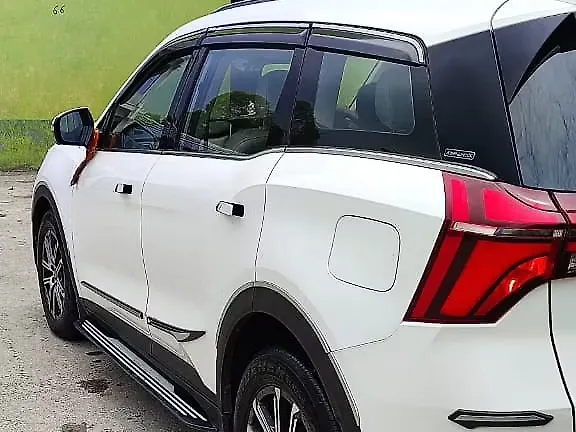 Used Mahindra Old Generation XUV700 AX7 Luxury Pack 2WD Diesel 2.2L Turbo Automatic 7 STR in Patna