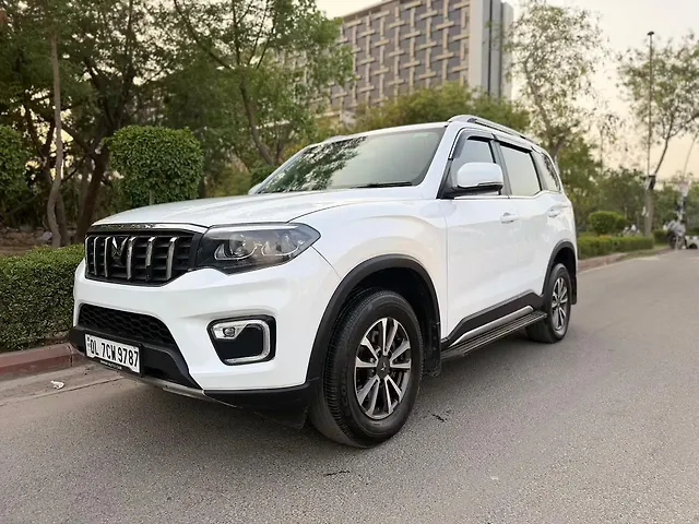 Used Mahindra Scorpio N Z8 S 2WD Diesel 2.2L Turbo Manual 7 STR in Delhi