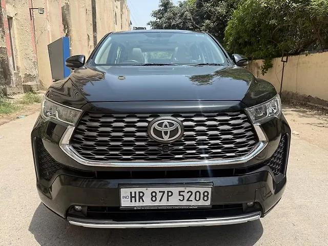 Used 2024 Toyota Innova Hycross in Delhi