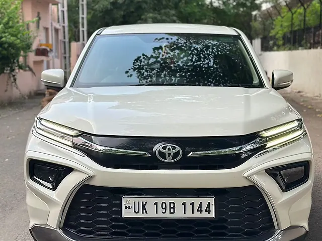 Used 2025 Toyota Urban Cruiser Hyryder in Delhi