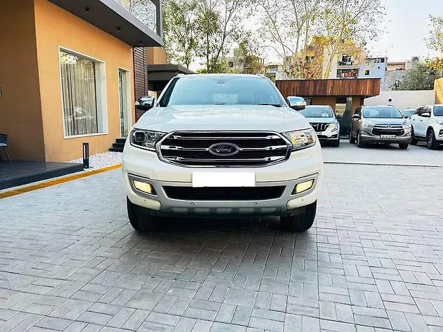 Used 2020 Ford Endeavour in Delhi