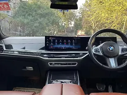 Used BMW X7 xDrive40d M Sport in Mumbai