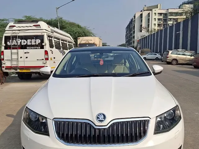 Used 2016 Skoda Octavia in Mumbai Used 2016 Skoda Octavia in Mumbai