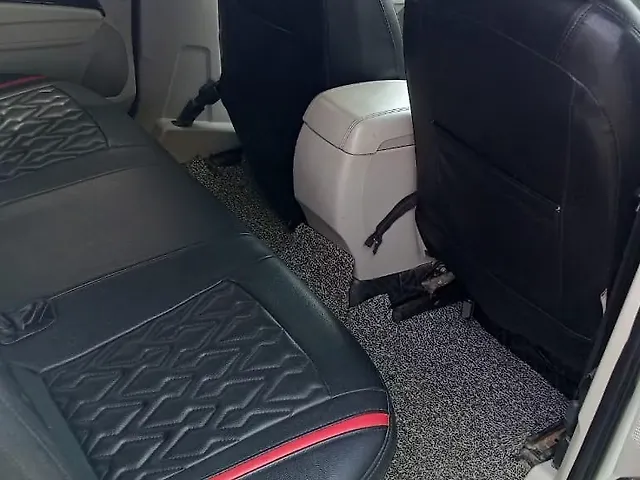 Used Mahindra XUV300 [2019-2024] W8 (O) 1.5 Diesel [2020] in Lucknow