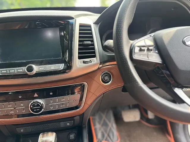 Used Mahindra Alturas G4 4WD AT [2018-2020] in Delhi
