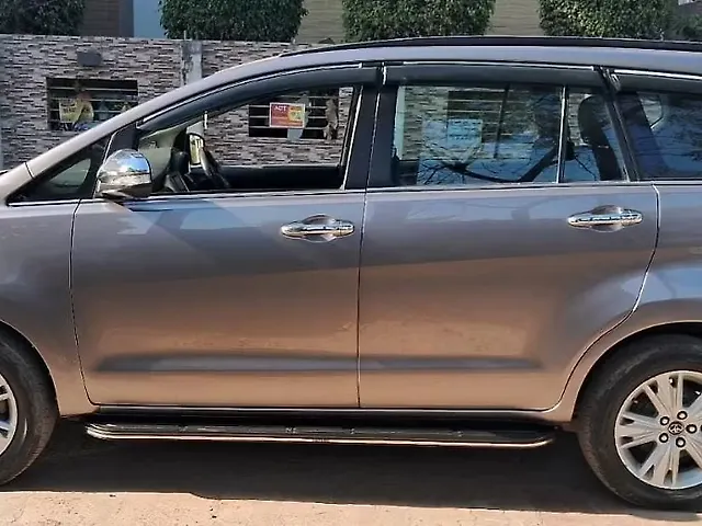 Used Toyota Innova Crysta [2016-2020] 2.4 Z 7 STR in Lucknow