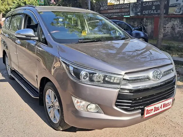 Used Toyota Innova Crysta [2016-2020] 2.4 Z 7 STR in Lucknow
