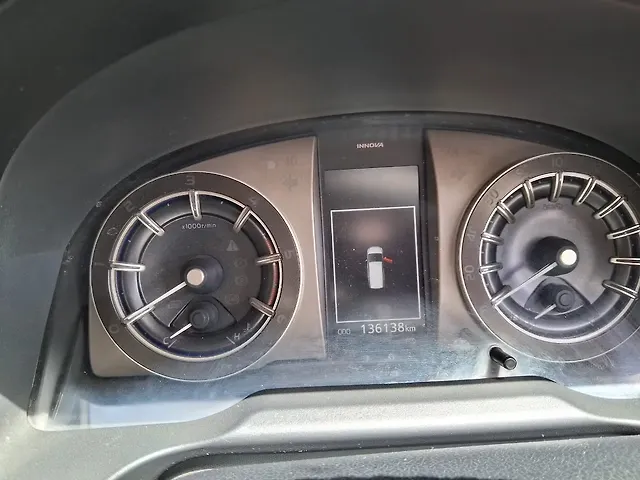 Used Toyota Innova Crysta [2016-2020] 2.8 ZX AT 7 STR [2016-2020] in Lucknow