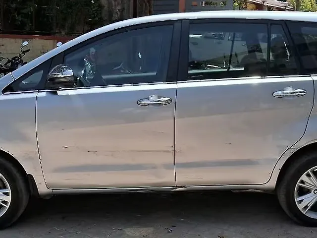 Used Toyota Innova Crysta [2016-2020] 2.8 ZX AT 7 STR [2016-2020] in Lucknow