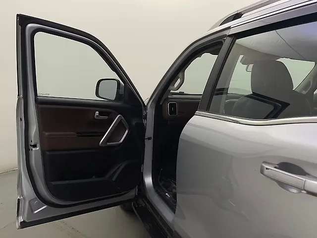 Used Mahindra Scorpio N Z8 L Petrol MT 7 STR [2022] in Bangalore