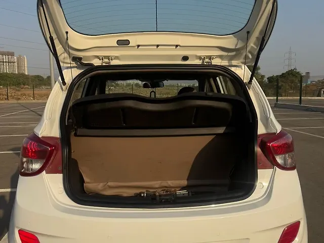 Used Hyundai Grand i10 [2013-2017] Sportz 1.2 Kappa VTVT [2016-2017] in Mumbai