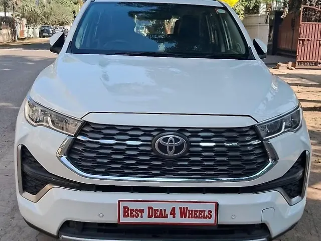 Used 2023 Toyota Innova Hycross in Lucknow