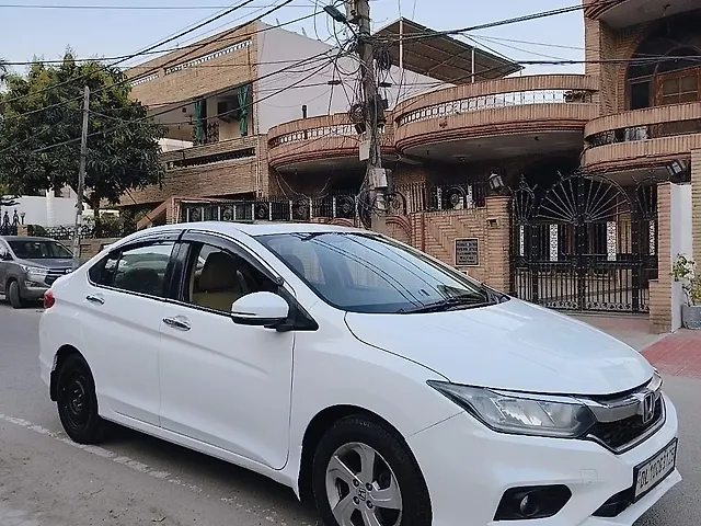 Used 2015 Honda City in Ghaziabad Used 2015 Honda City in Ghaziabad