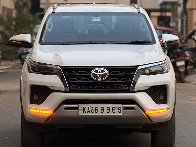 Used 2023 Toyota Fortuner in Bangalore Used 2023 Toyota Fortuner in Bangalore