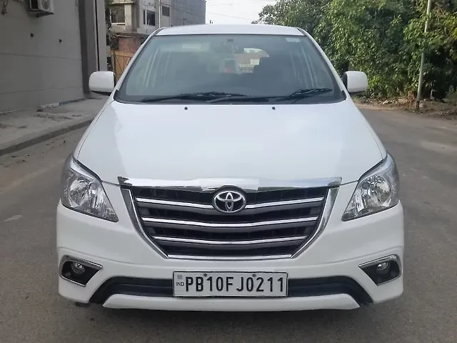 Used 2015 Toyota Innova in Ludhiana Used 2015 Toyota Innova in Ludhiana