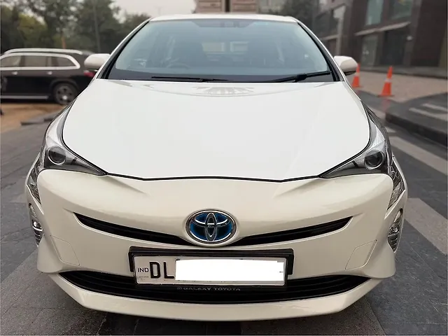 Used 2017 Toyota Prius in Delhi Used 2017 Toyota Prius in Delhi