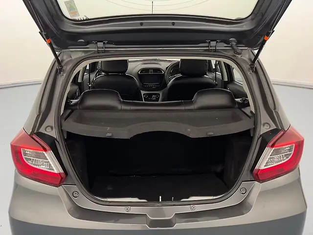 Used Tata Old Generation Tiago 2020 XZA Plus [2020-2023] in Lucknow