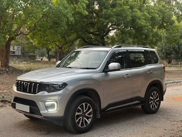 Used Mahindra Scorpio N Z8 L 2WD Petrol 2.0L Turbo Automatic 7 STR in Delhi
