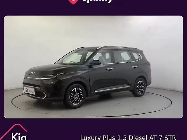 Used 2022 Kia Carens in Ahmedabad