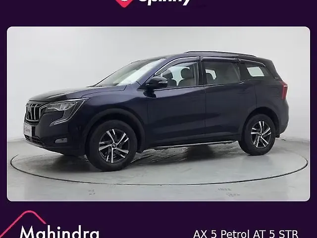Used 2022 Mahindra XUV700 in Delhi