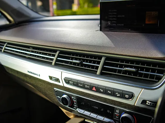 Used Audi Q7 [2015-2020] 45 TFSI Technology Pack in Delhi