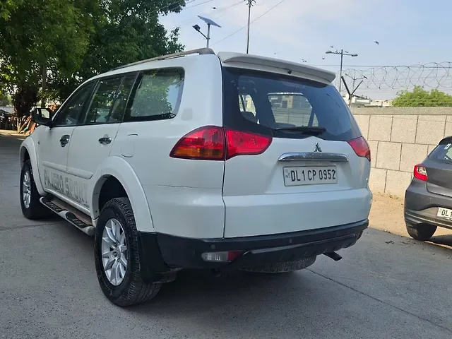 Used Mitsubishi Pajero Sport 2.5 MT in Delhi