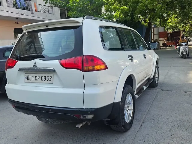 Used Mitsubishi Pajero Sport 2.5 MT in Delhi
