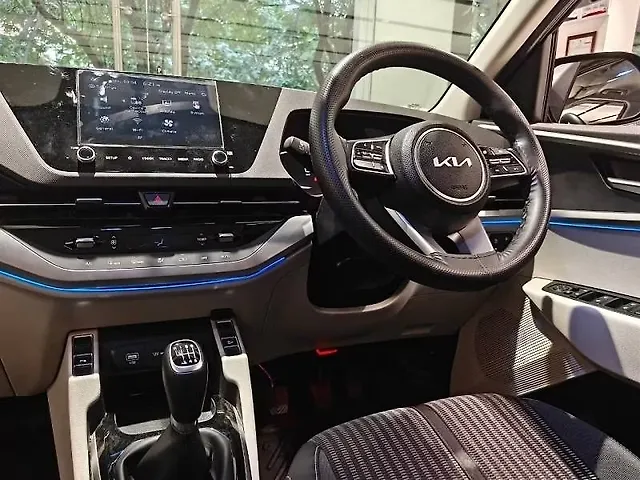 Used Kia Carens Prestige Plus 1.5 Diesel MT 7 STR [2024-2025] in Mumbai