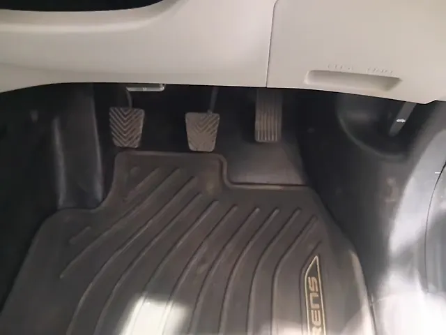 Used Kia Carens Prestige Plus 1.5 Diesel MT 7 STR [2024-2025] in Mumbai