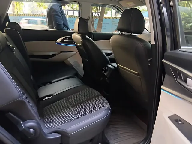 Used Kia Carens Prestige Plus 1.5 Diesel MT 7 STR [2024-2025] in Mumbai