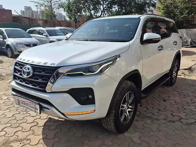 Used Toyota Fortuner 4x2 2WD Diesel 2.8L Turbo 6 Speed Manual in Mumbai