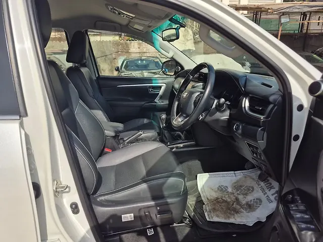 Used Toyota Fortuner 4x2 2WD Diesel 2.8L Turbo 6 Speed Manual in Mumbai