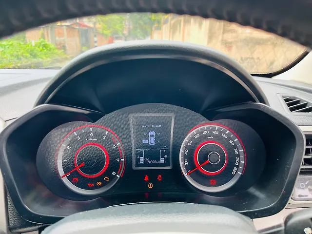 Used Mahindra XUV300 [2019-2024] W8 1.2 Petrol in Guwahati