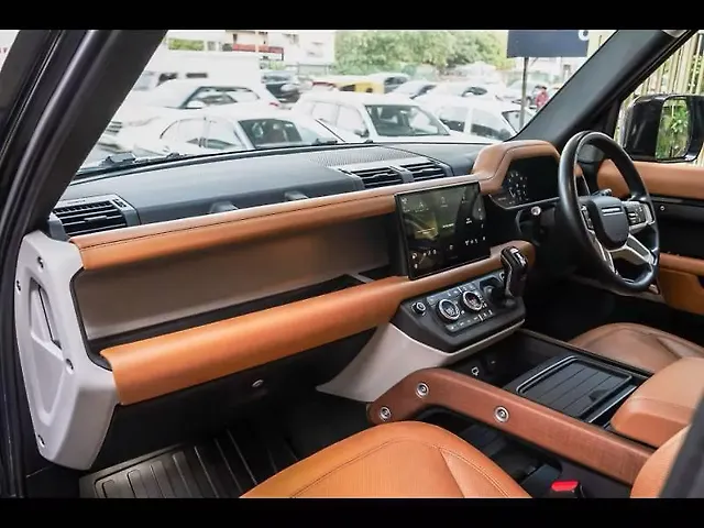 Used Land Rover Defender 110 X Dynamic HSE Petrol 2.0L Turbo Automatic 5 STR in Delhi