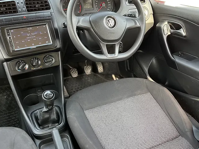 Used Volkswagen Polo Trendline 1.0L MPI in Delhi