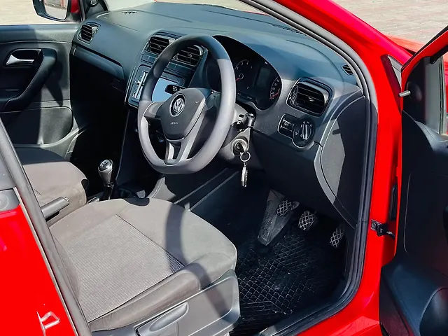 Used Volkswagen Polo Trendline 1.0L MPI in Delhi
