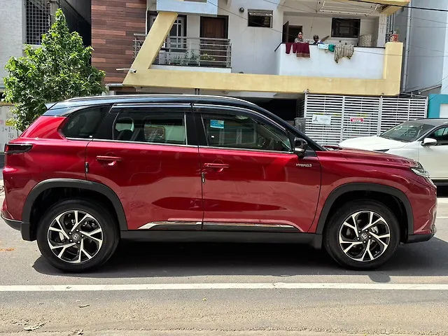 Used Toyota Urban Cruiser Hyryder V Hybrid [2023-2025] in Bangalore
