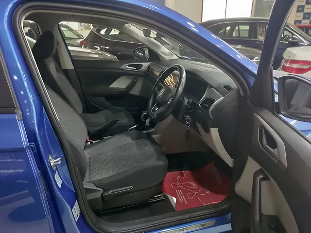 Used Volkswagen Taigun [2023-2026] Highline 1.0 TSI AT [2023-2024] in Bangalore