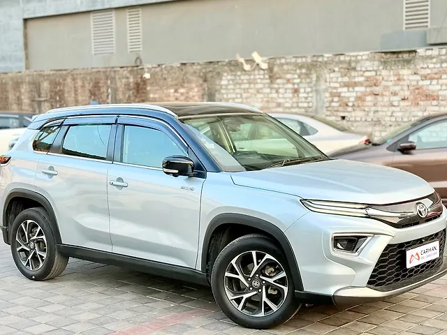 Used 2023 Toyota Urban Cruiser Hyryder in Surat Used 2023 Toyota Urban Cruiser Hyryder in Surat