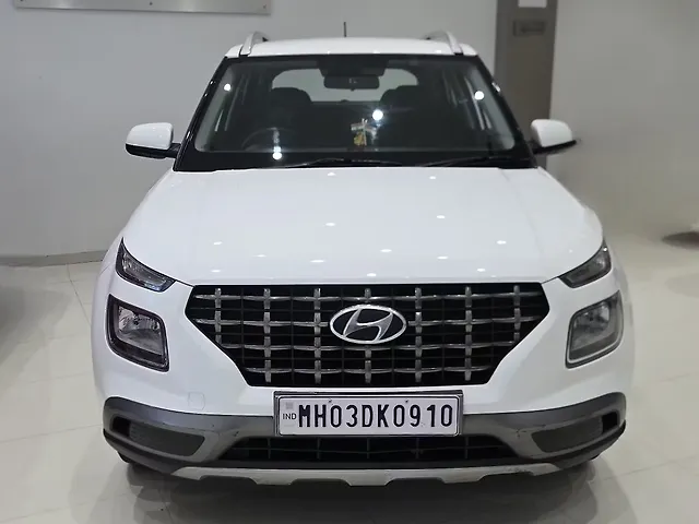 Used 2020 Hyundai Venue in Mumbai
