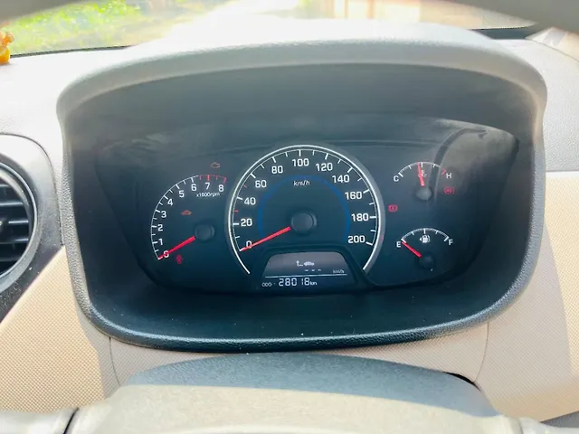 Used Hyundai Grand i10 [2013-2017] Magna 1.2 Kappa VTVT [2013-2016] in Guwahati