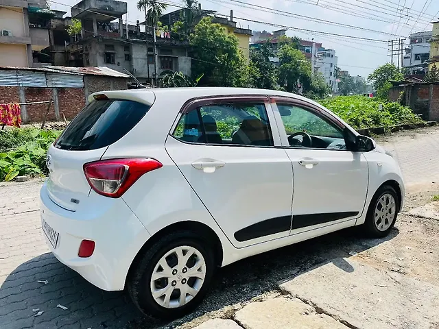 Used Hyundai Grand i10 [2013-2017] Magna 1.2 Kappa VTVT [2013-2016] in Guwahati