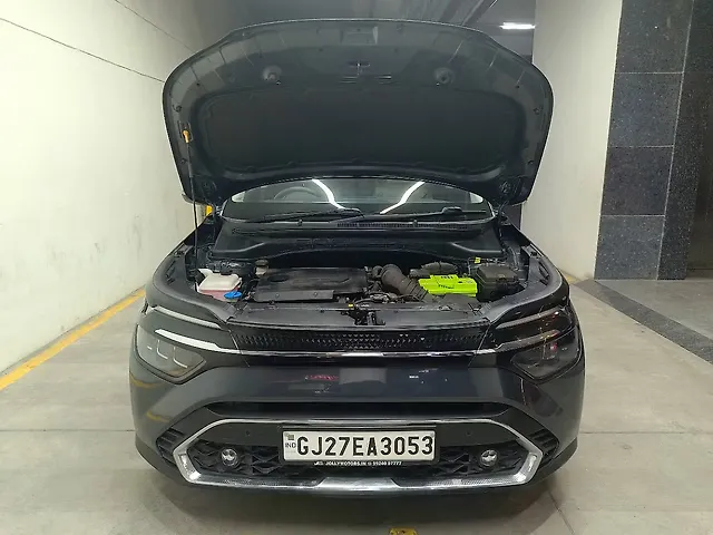 Used Kia Carens [2022-2023] Luxury Plus 1.5 Diesel 7 STR in Ahmedabad