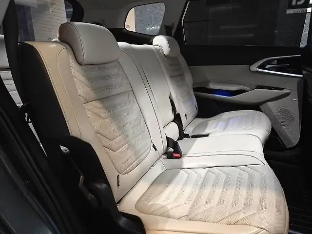 Used Kia Carens [2022-2023] Luxury Plus 1.5 Diesel 7 STR in Ahmedabad