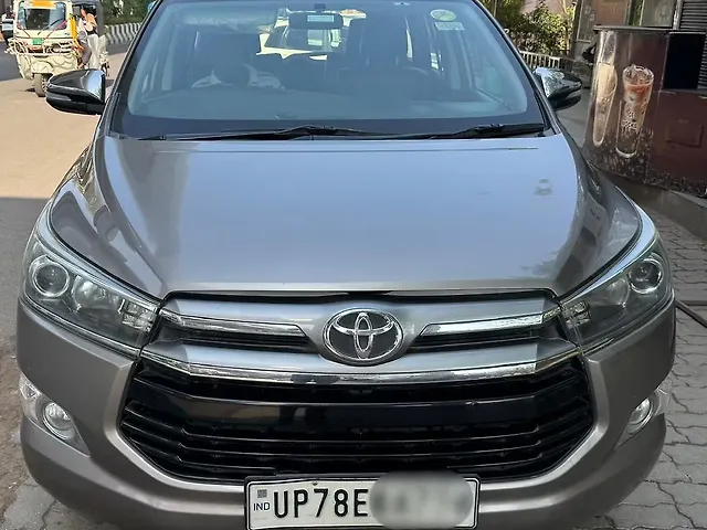 Used 2016 Toyota Innova Crysta in Kanpur