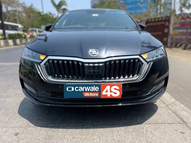 Used 2021 Skoda Octavia in Mumbai